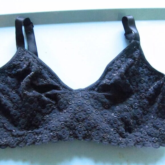 Vintage VON RAALTE Black Unlined Sheer Lace Underwire Bra size 38D - Picture 1 of 4